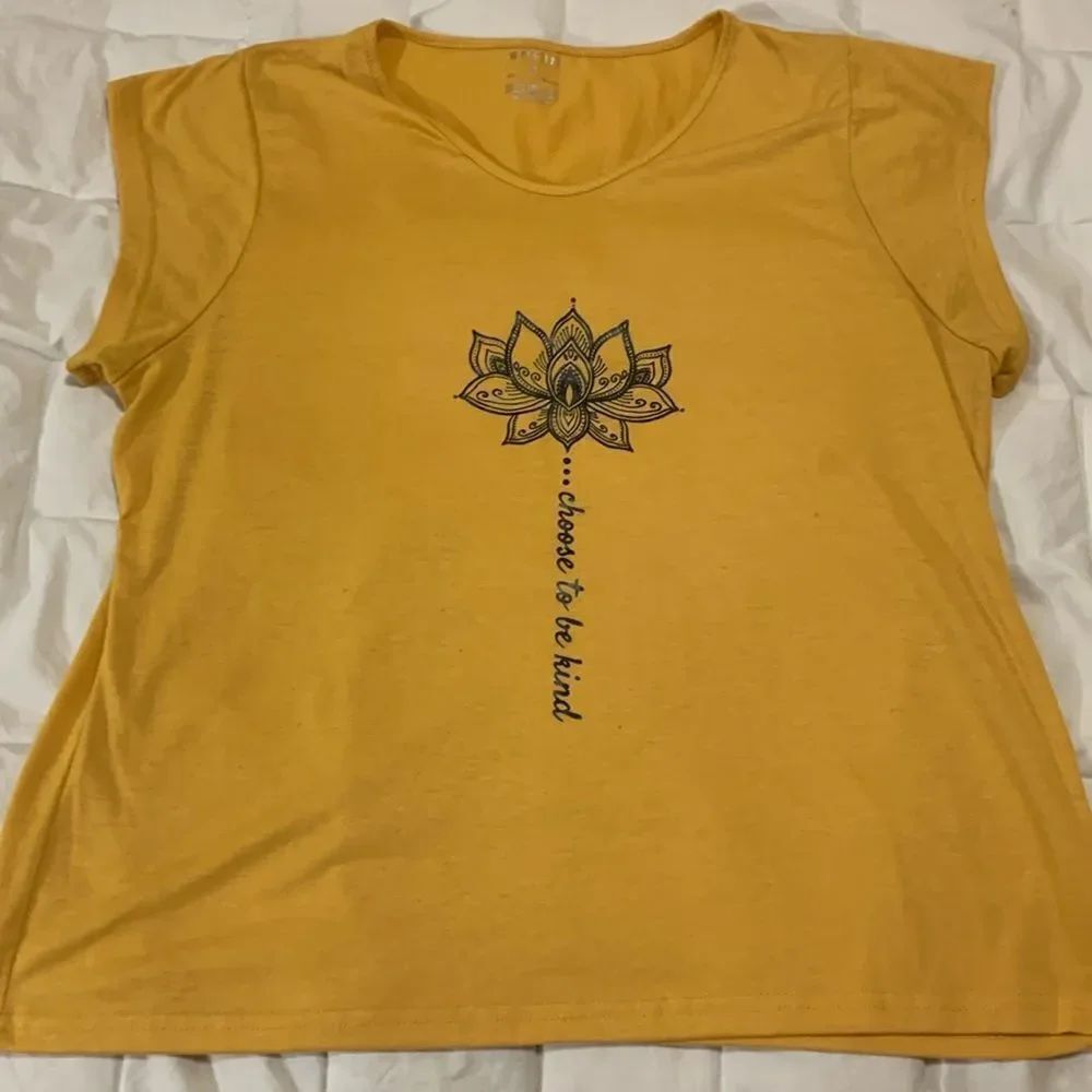 SHEIN, XL, “choose to be kind”, T shirt, scoop neck
